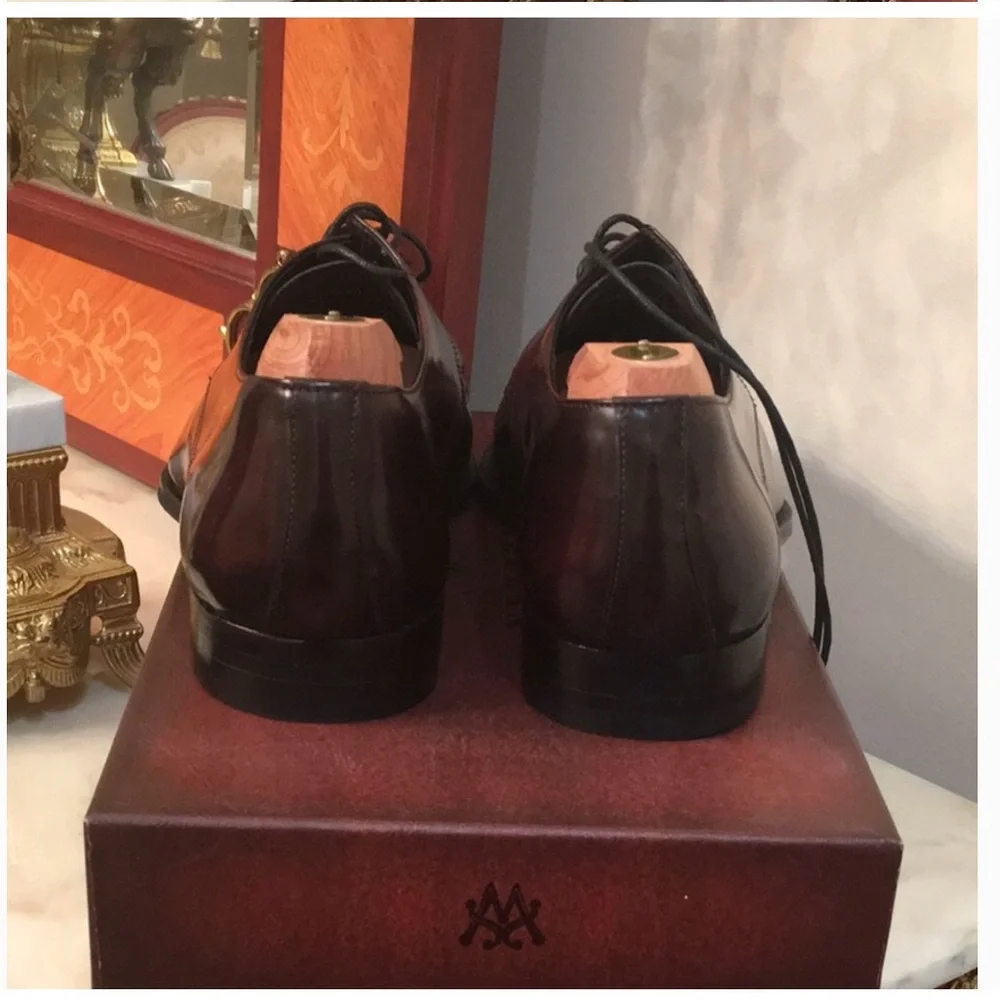 Mezlan Lace Up Leather Brown Oxfords sz.8.5